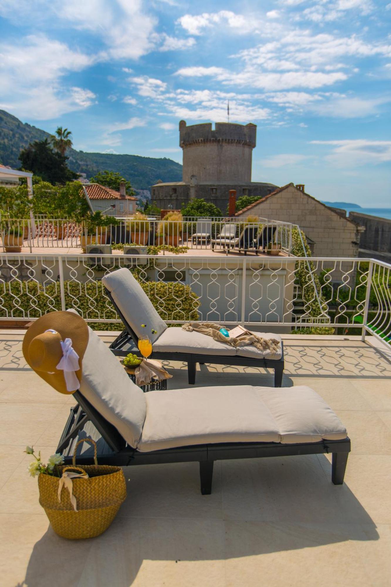 Back In Time Luxury Dubrovnik 2 Lägenhet Exteriör bild